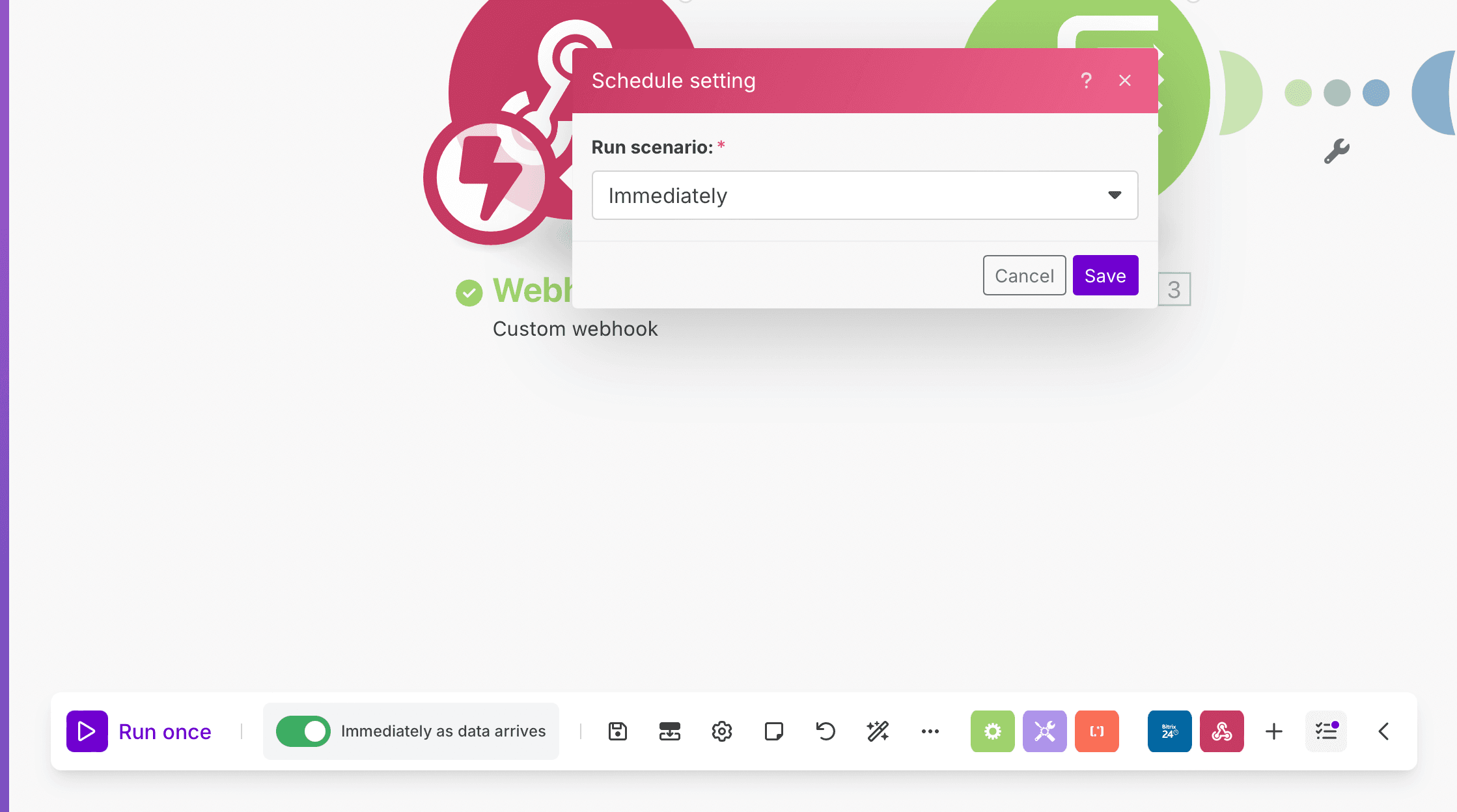 Готовый сценарий в Make — три модуля Webhook, Iterator и Bitrix24 Create a lead соединены стрелками, сценарий активирован