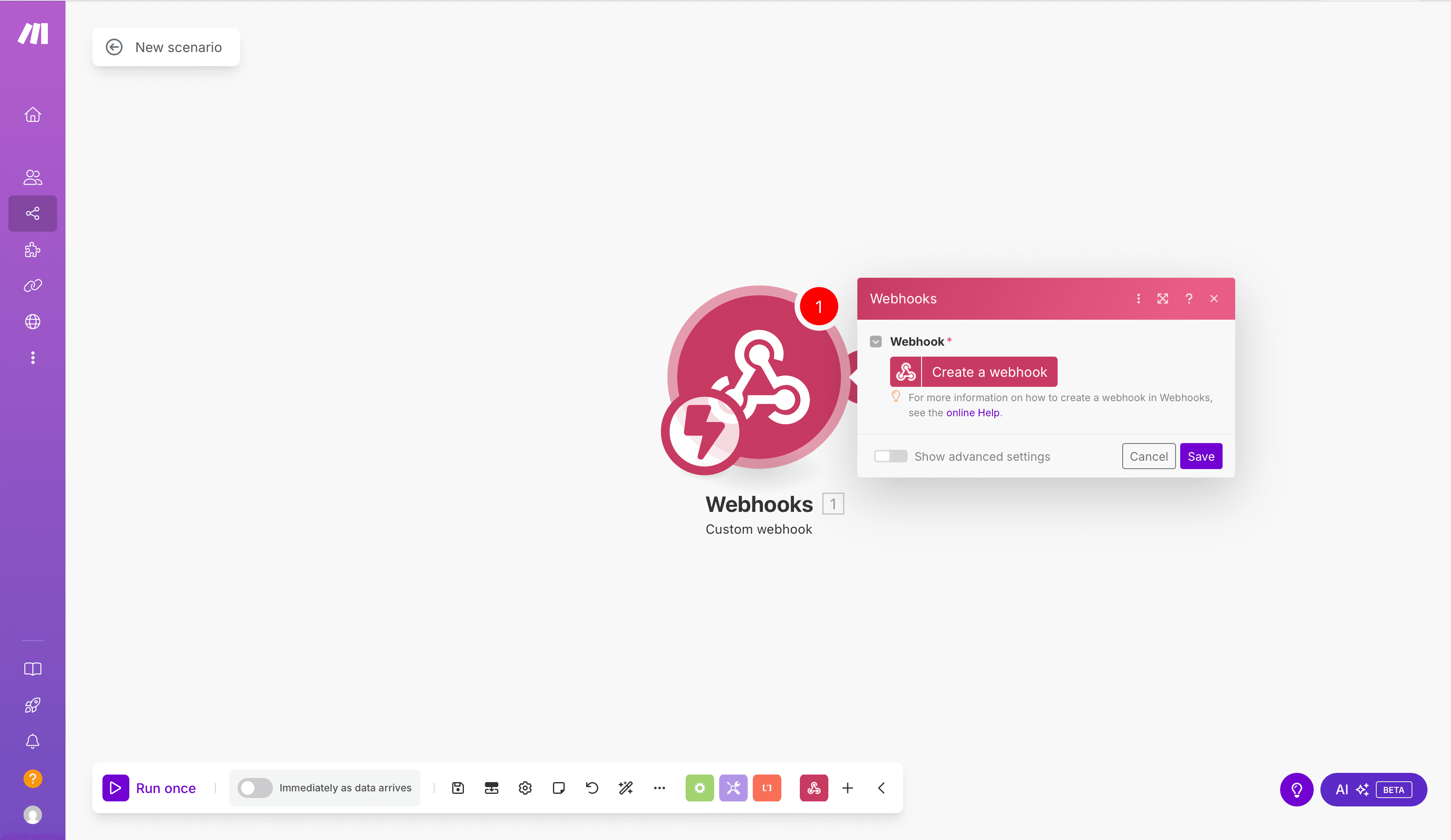 Выбор модуля Webhooks Custom webhook в конструкторе сценариев Make